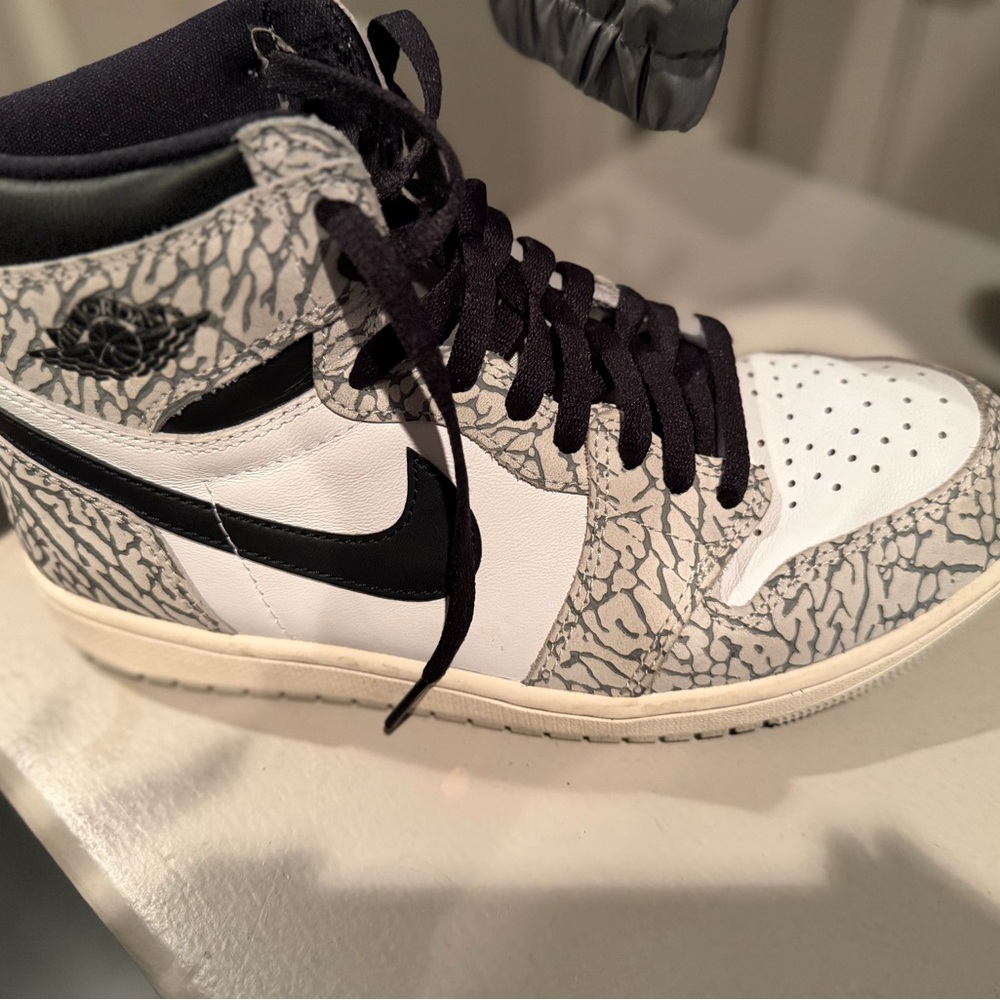 Nike Men's Black and White High-Top Cement Jordan Sneakers Size 8 EUC
